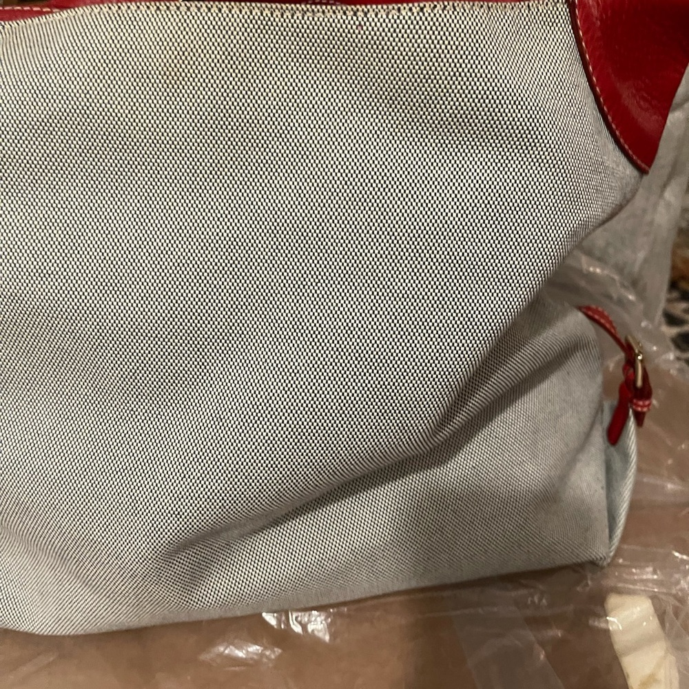 Rooney & Burke Shoulder bag!!